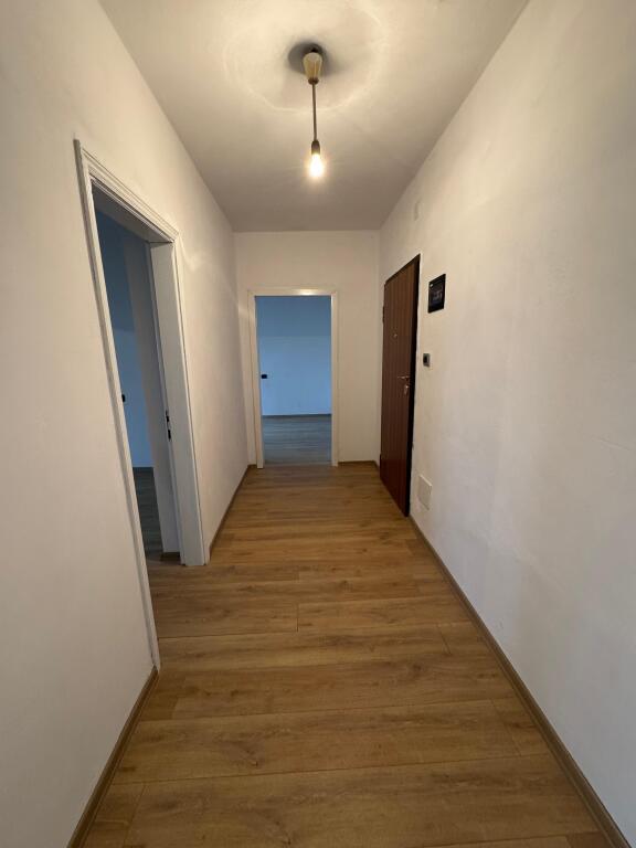 Shitet Apartament 2+1