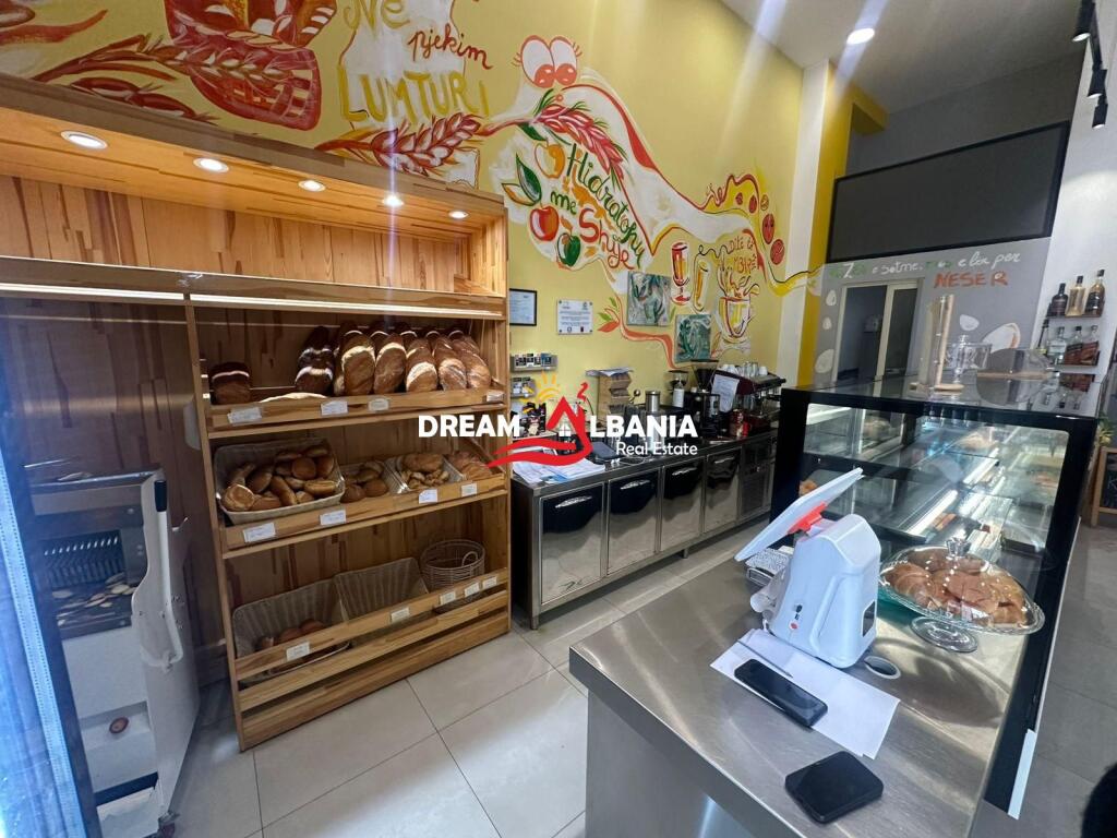 Shitet Biznesi Bar Restorant tek rruga e Dibres prane Farmacise 10 (ID 4171614)
