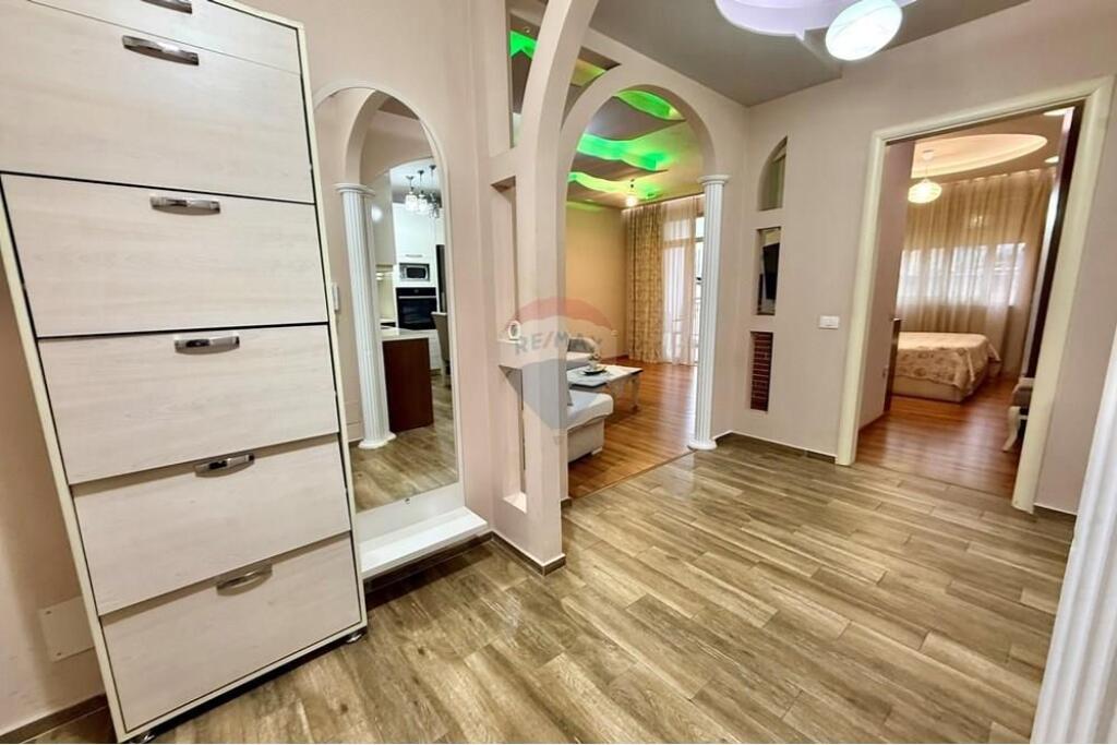 APARTAMENT PER QERA 1+1, PRANE GJIMNAZIT PARTIZANI