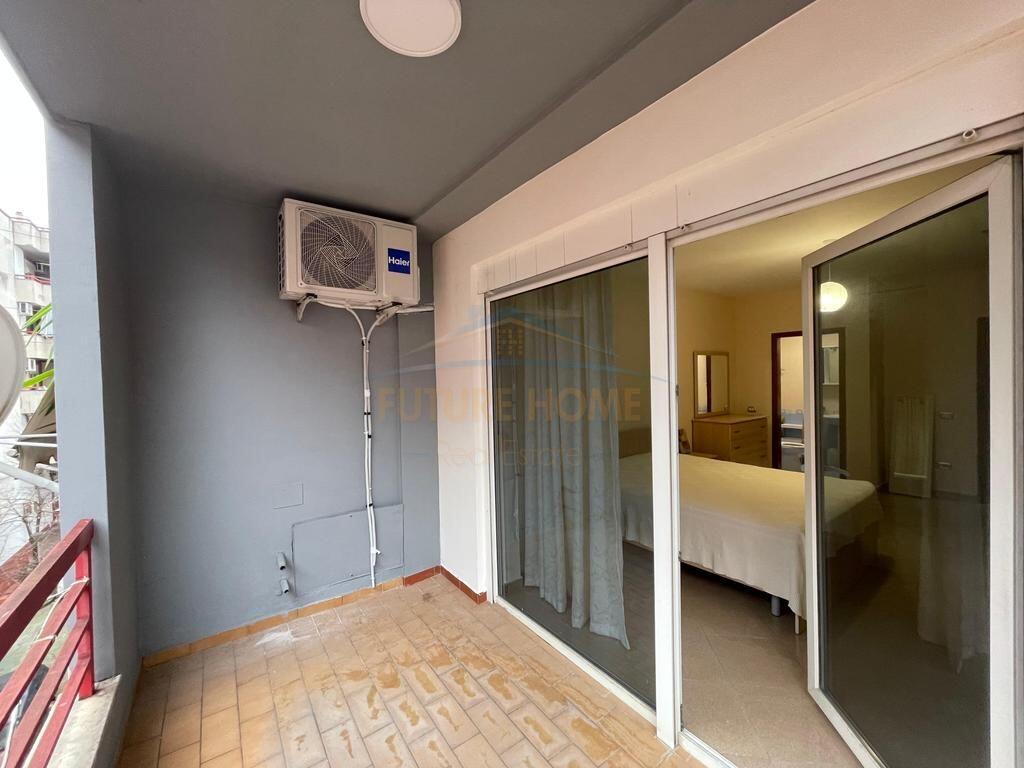 Rent, Apartment 2+1+2+Parking space, Dry Lake, Tirana.