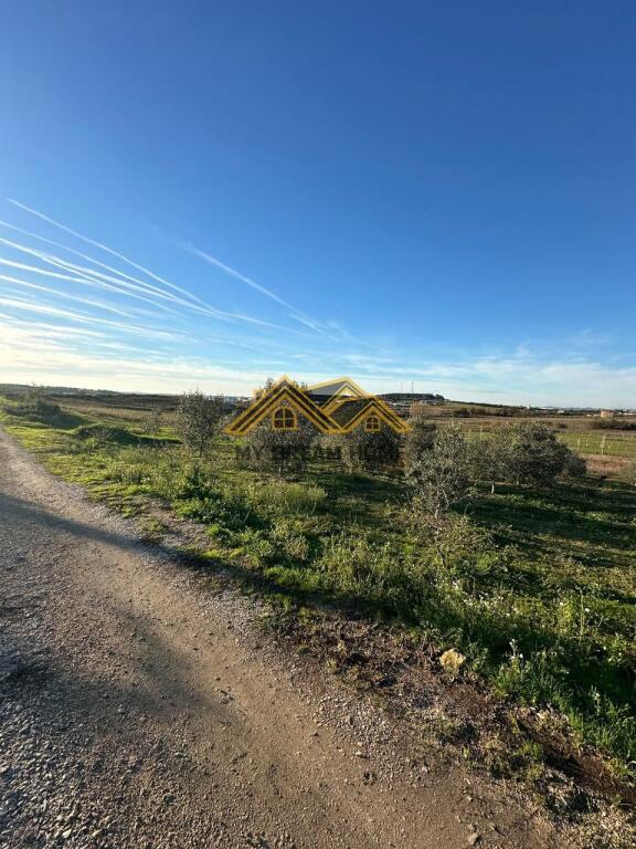 SHITET TOKE MANEZ E PERSHTATESHME PER SHTEPI