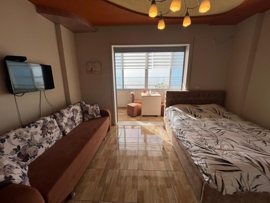 Garsonierë me qira – Plazh Rrota e Kuqe,  Pamje Deti