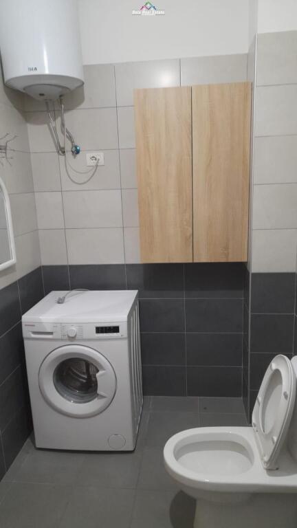 Apartament me Qera 1+1 Tek Kompleksi Golden Park ( ID B2101373) Tiran