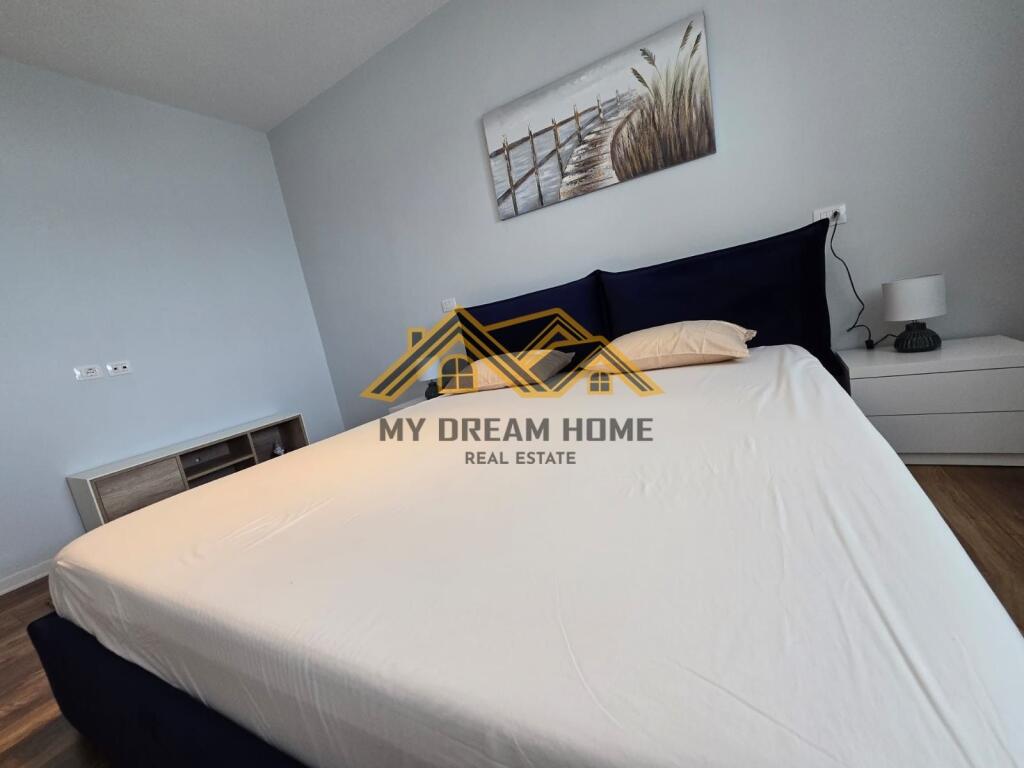 Apartament Lux per qira tek 27-katëshi në Vollga, Durrës