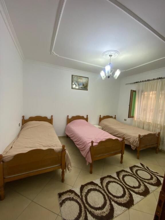 🏡 **Jepet me qira Shtepi Private 2+1 – Afër Black Stone, 5 Maji**