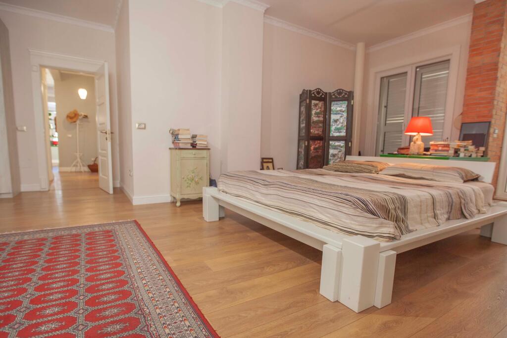 Kopshti Zoologjik, Apartament per Qira!