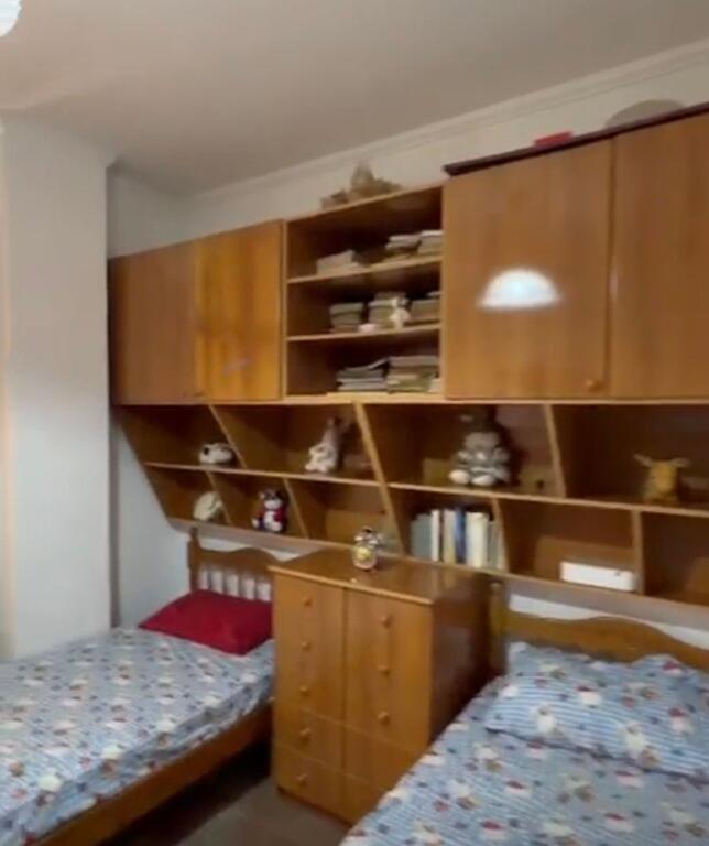 2+1 Apartment for rent near Partizani High School!