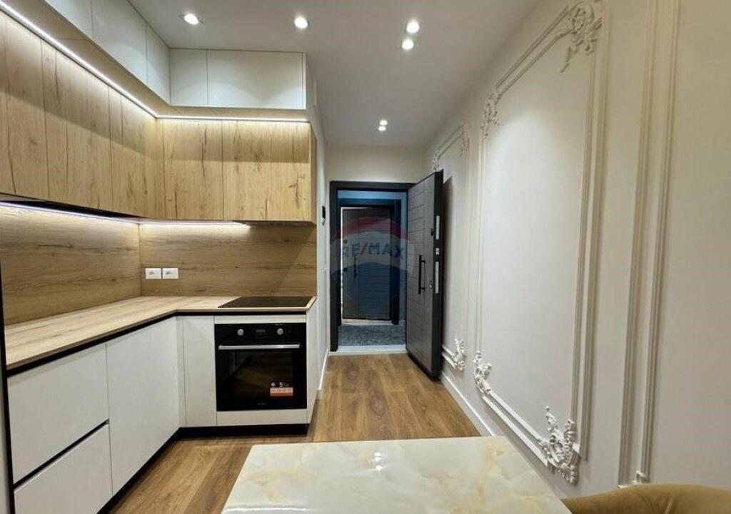 Apartament i mobiluar - Për Shitje te Stadiumi Dinamo (530181095-226)