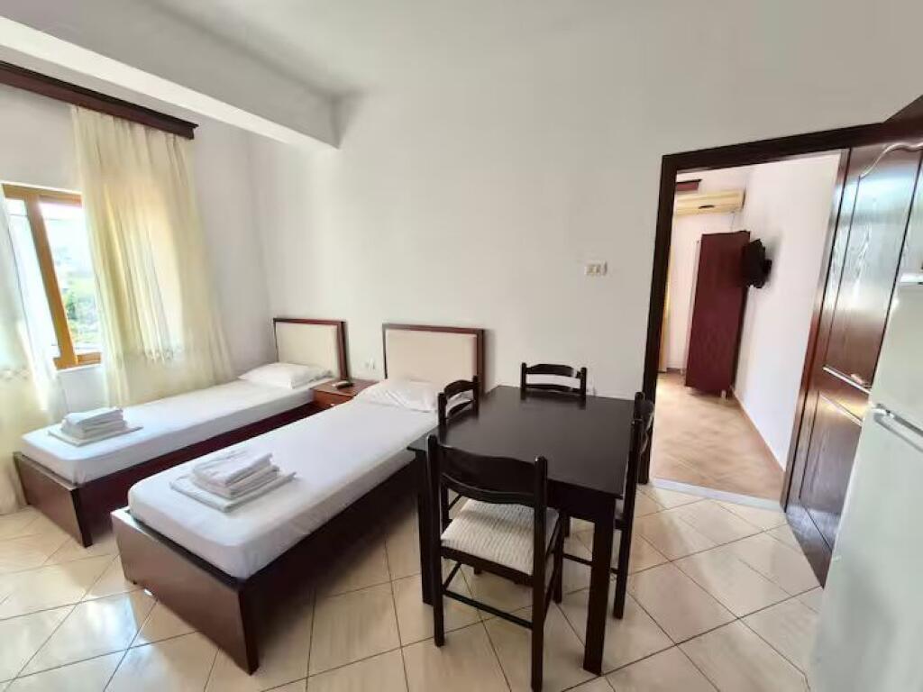 Apartament Me Qera 2+1 Tek Rruga e Kavajes ( ID B220404) Tirane