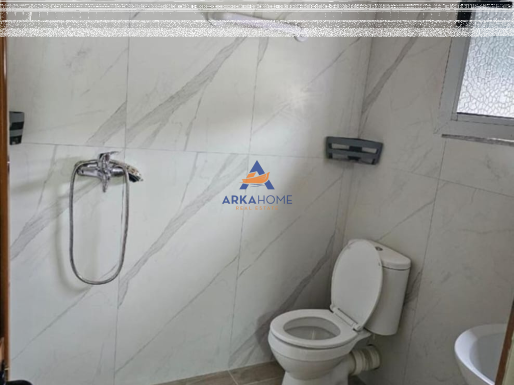 JEPET ME QERA GARSONIERE 35M2 "RRUGA KOLI BANO,LAPRAKE 100 METRA LARG KMY" 350 EURO