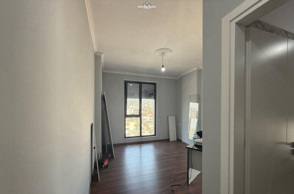 Zyre me qera 3+1+post parkimi ne Porcelan (ID BZ2695) Tirane