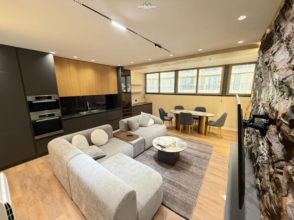 Apartament Me Qera 2+1 Tek Rruga e Durresit (ID B2201619) Tirane