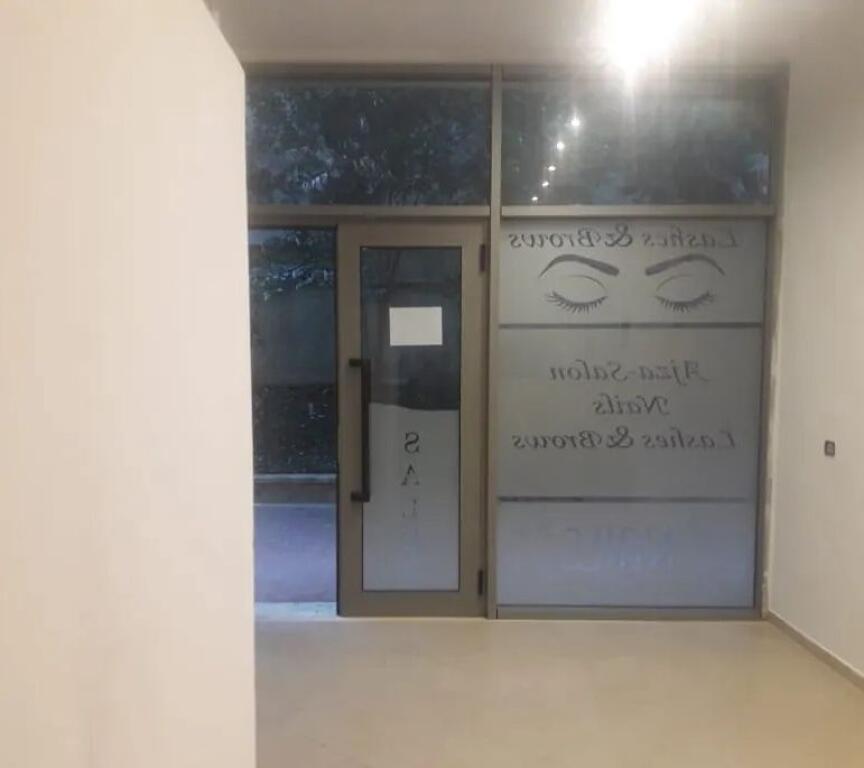 Affitto locale commerciale, Kinostudio, 300 Euro/Mese