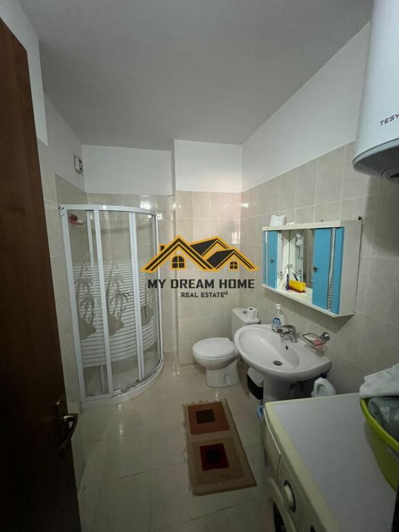 SHITET APARTAMENT 3+1+2T+2BALLKONE ME PAMJE DETI NE VOLLGA!