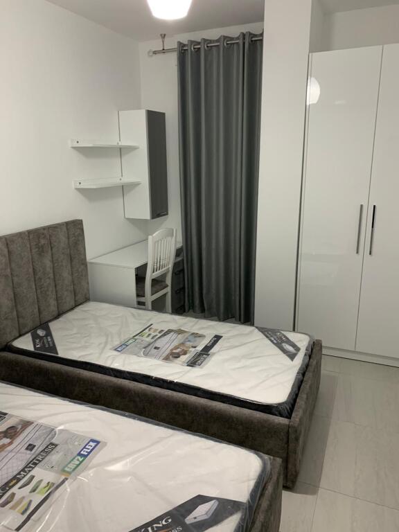 Jepet me qira 2+1+2 FIORI DI BOSKO 700€