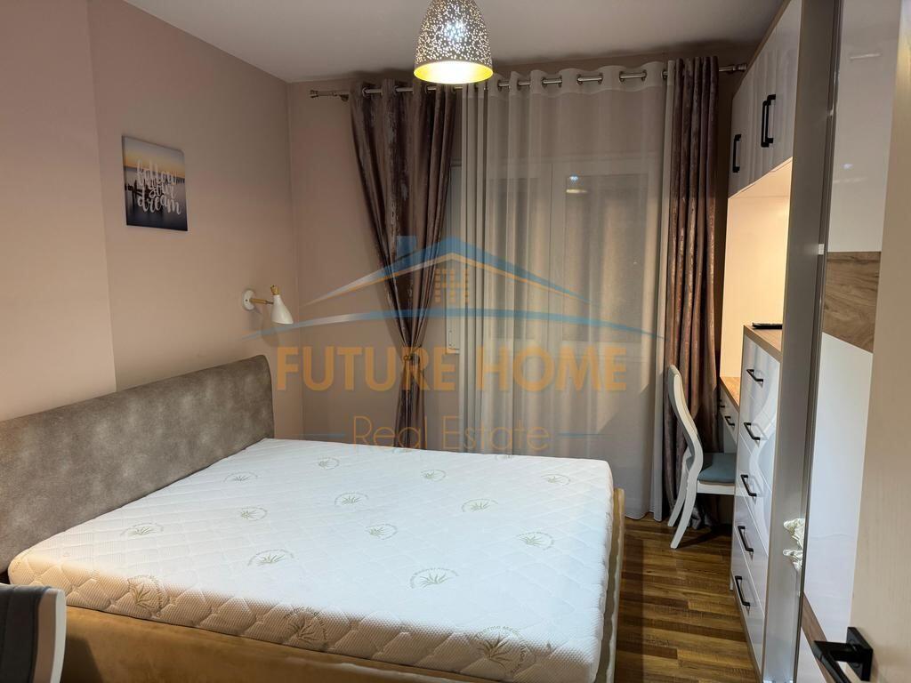 Qira, Apartament 2+1, Stacioni i Trenit