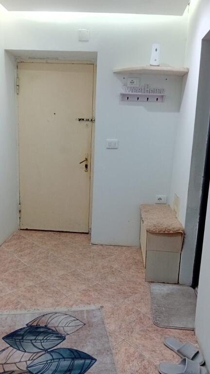 🏡 Apartament me Qira – 1+1, Ish Rruga e Durrësit