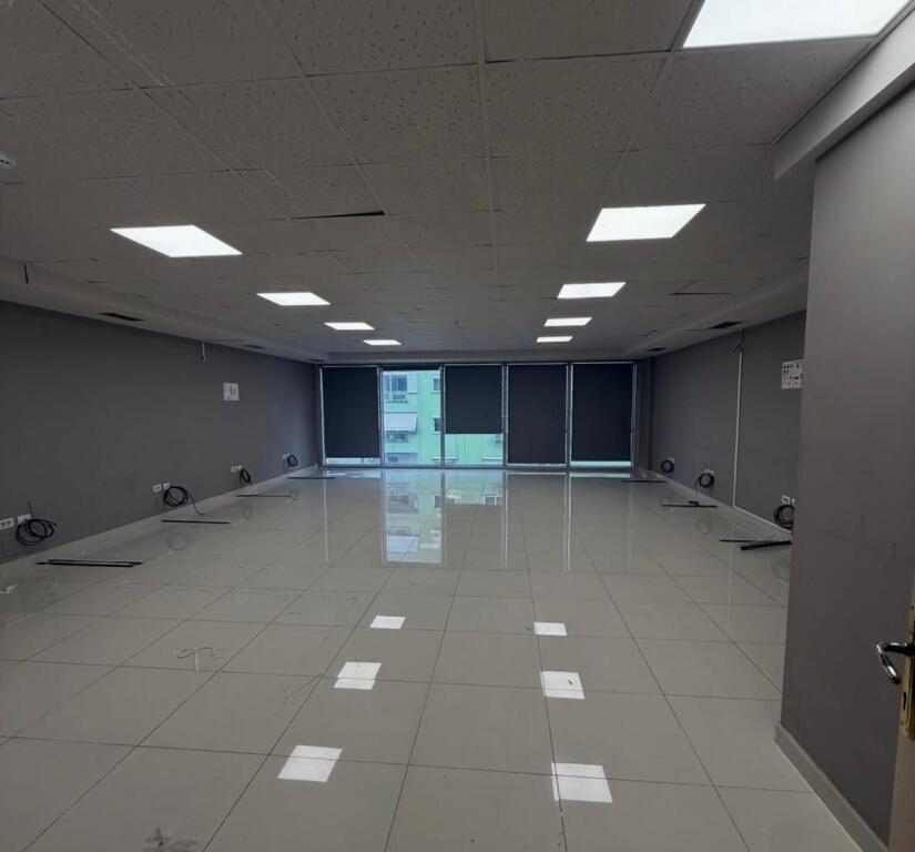 JEPET AMBIENT ZYRE ME QERA  📍BLLOK