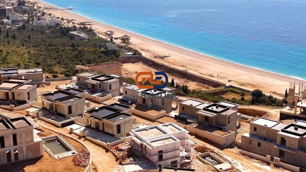 In the "San Nicolas" Residence on the Ionian Sea in Palasa, Super Villa with Pool for Sale!!!