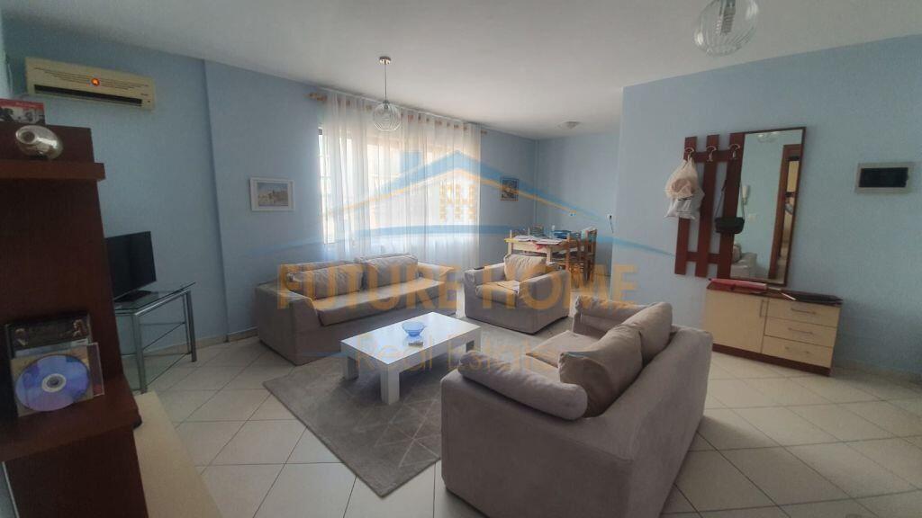 Affitto, Appartamento 2+1, Via delle Barricate