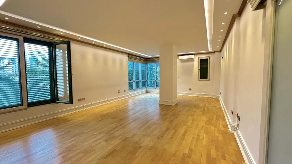  Zyrë Premium në Bulevardin “Dëshmorët e Kombit”