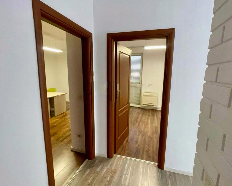 Zyre 125m2 me post parkimi prane Liceut Artistik!