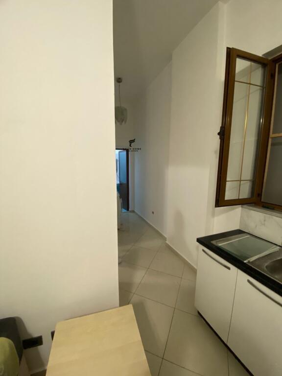 APARTAMENT ME QERA 1+1 KOPSHTI ZOOLOGJIK 40.000 LEKE