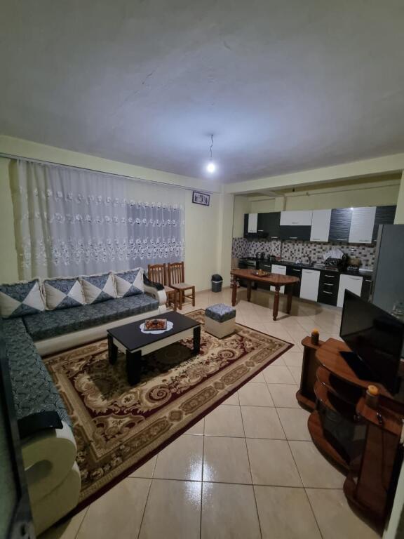 Jepet me qera 1+1 -Don Bosko / Jordan Misja