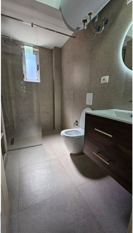 Apartament 1+1 prane Qendres se Tiranes! 650 € /Muaj