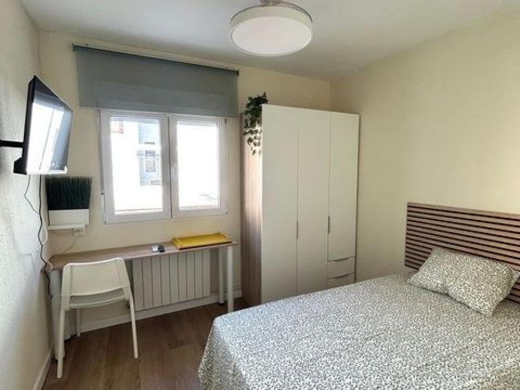 2 Garsoniere me qera Tek Rruga e Durresit (ID BG150) Tirane