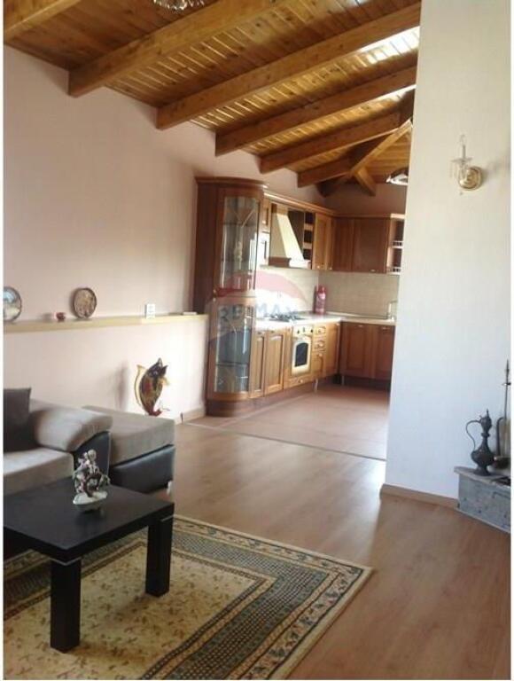 Pagafingo me qira, prane Gardes