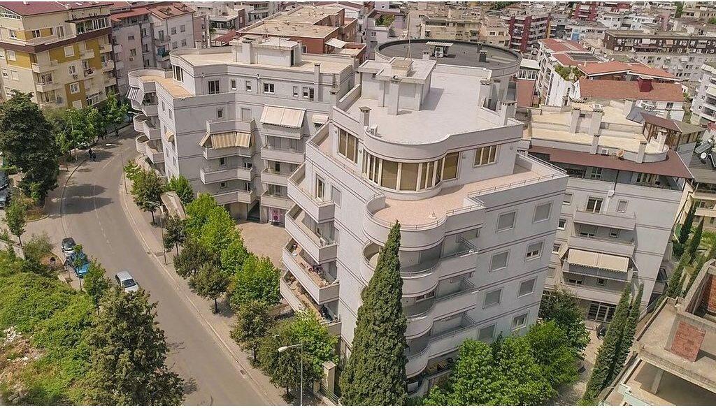 FRESK – SALE | Service Unit 303 m², Ground Floor