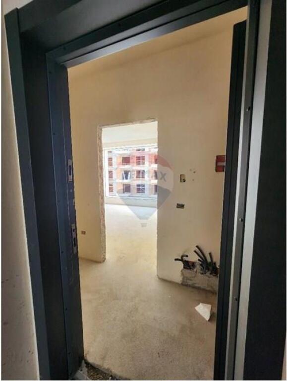 Shitet apartament 1+1 tek Rr. Jordan Misja