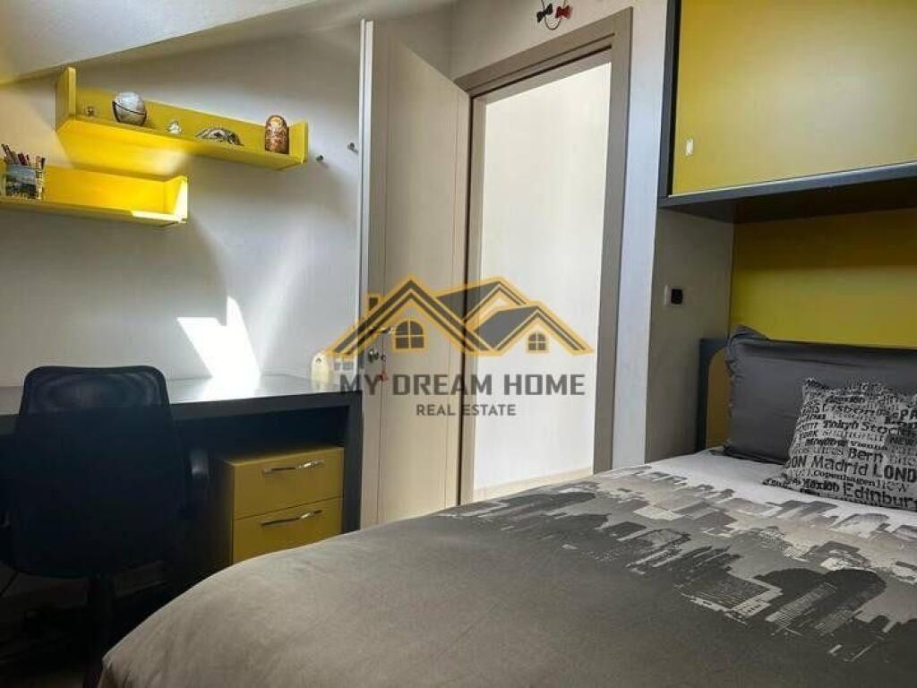 SHITET VILE 4 KATESHE NE QENDER TE DURRESIT PRANE GJYKATES !