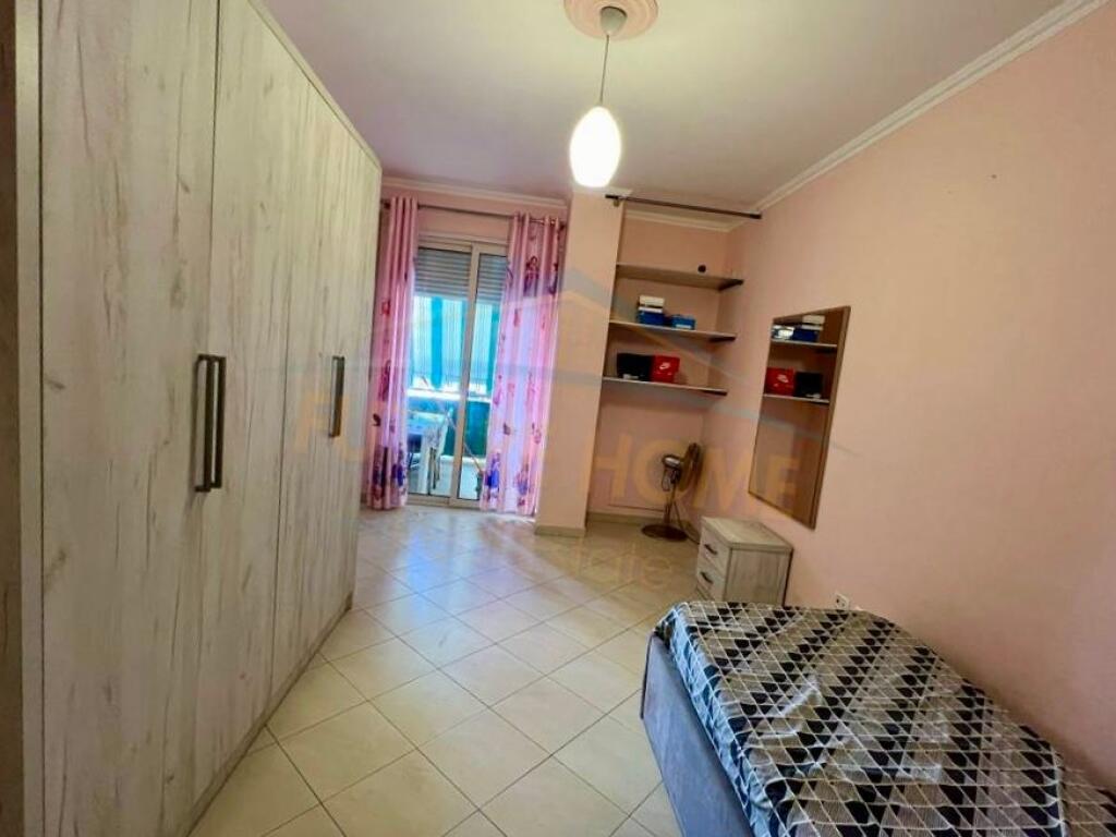 Shitet, Apartament 2+1+2+Post Parkimi, Don Bosko, Tiranë