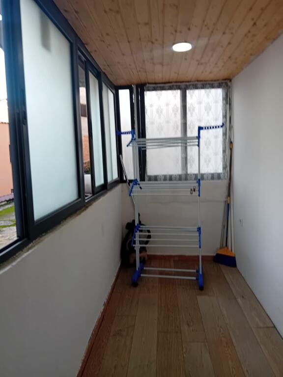 🏡 Apartament me Qira – 1+1, Ish Rruga e Durrësit