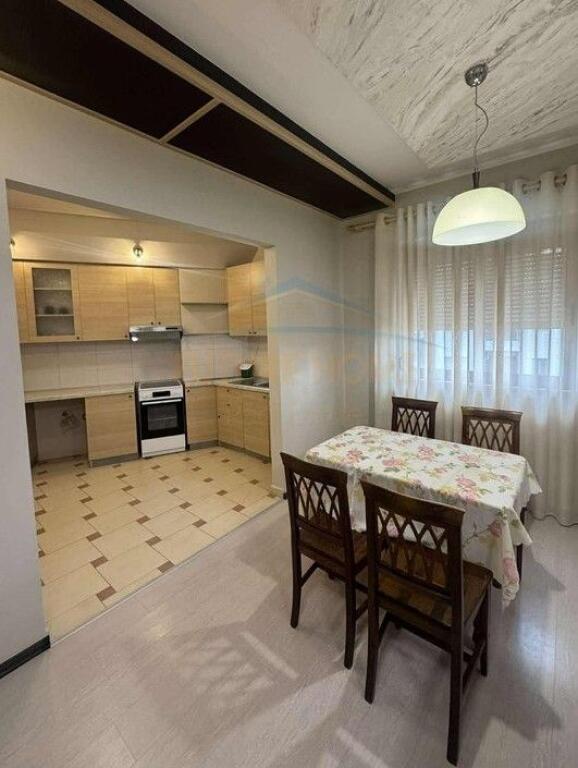 Qera , Apartament 2+1+2 Unaza e Re , Tirane