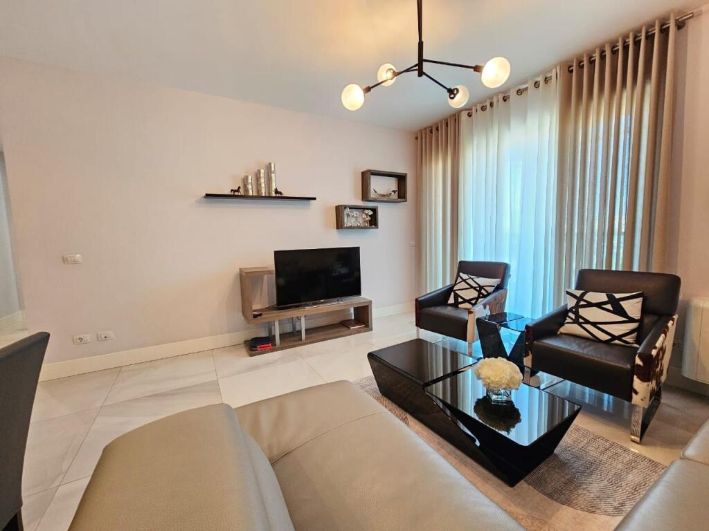 Affitto 2+1 + Posto Auto | Ambasador 3, Stadio Air Albania