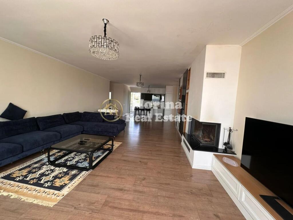 Qera, Apartament 3+1+2+Blk+Palester+post parkimi, Fresk,1000 Euro €