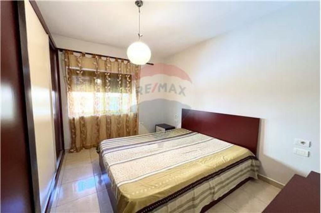 APARTAMENT 1+1 ME QIRA 📍 Medreseja e Tiranës