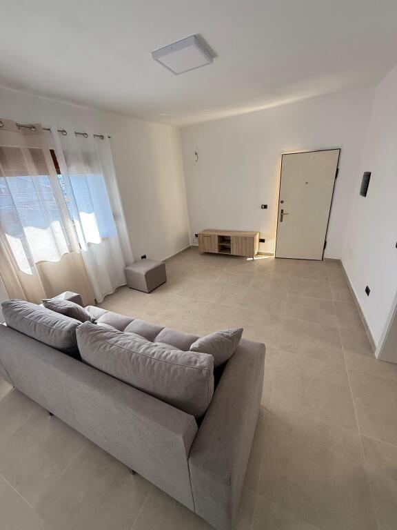 Për Qira – Apartament 2+1  në Spitalle