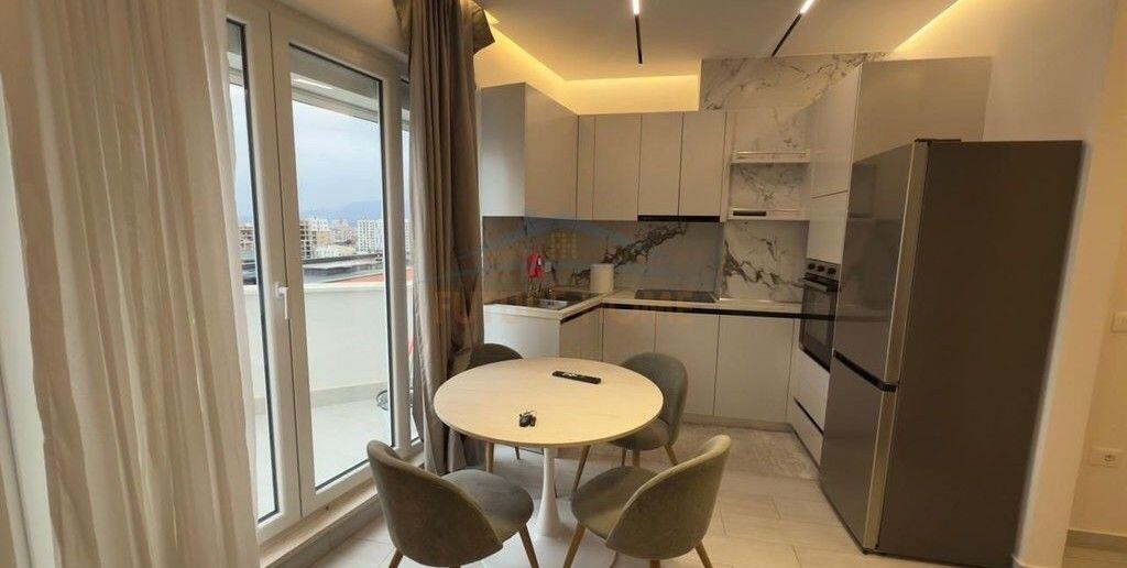 Affitto, Appartamento 1+1, River Residence, Tirane.