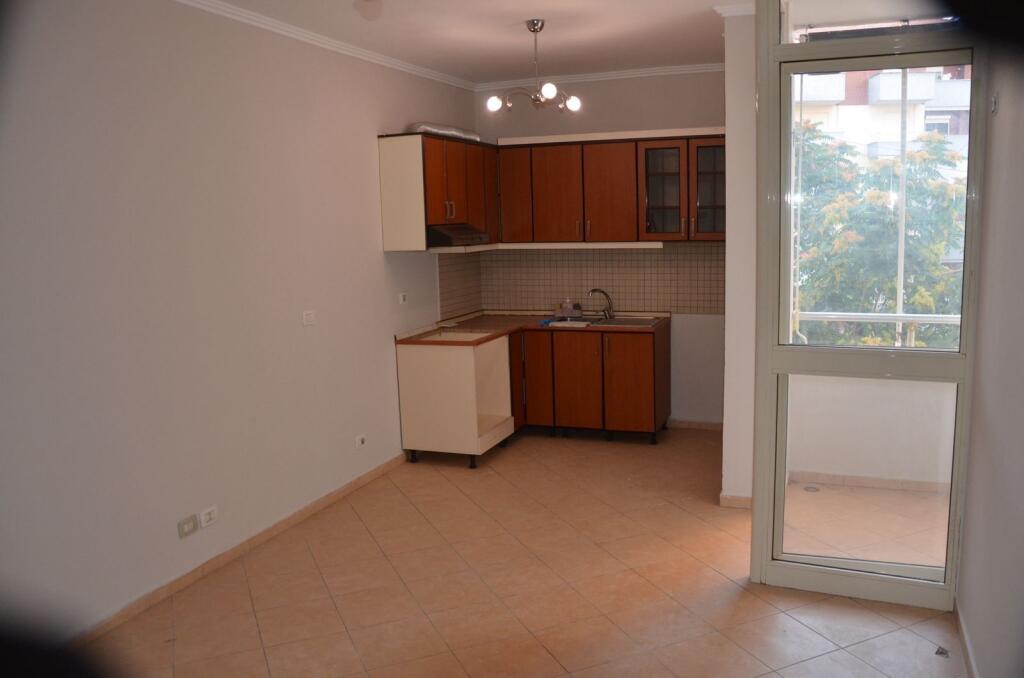 Apartament me qera 1+1 Fresk!