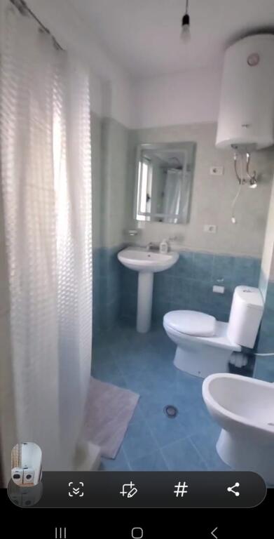 APARTAMENT 3+1+2 Ballkone. me QERA NE FRESK 550 E