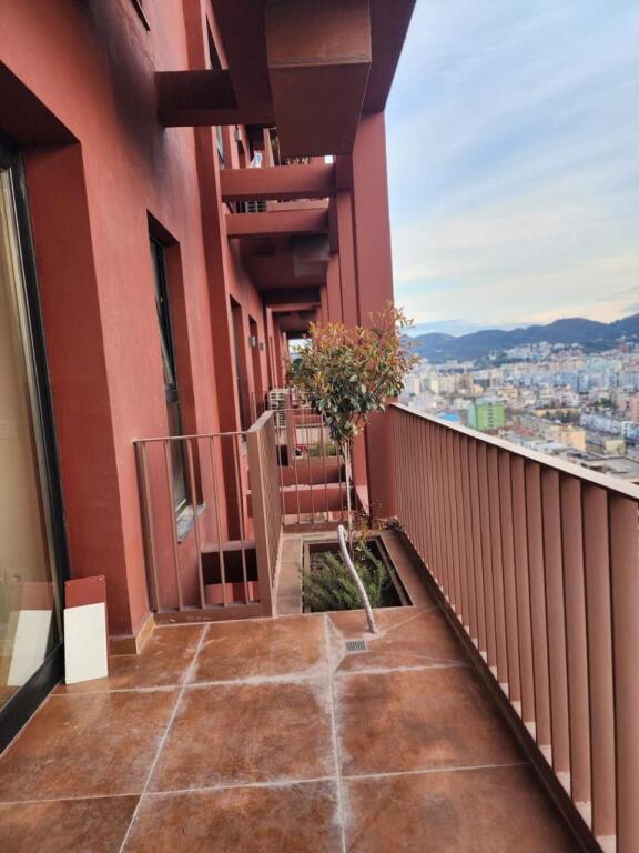 Jepet Apartament 1+1 Me Qira Tirana Garden Building