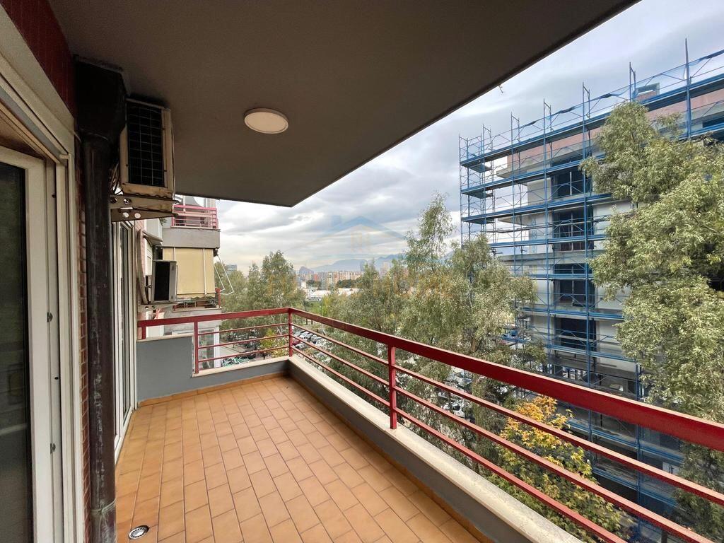 Qera, Apartament 2+1+2+Post parkimi, Liqeni i Thatë, Tiranë.