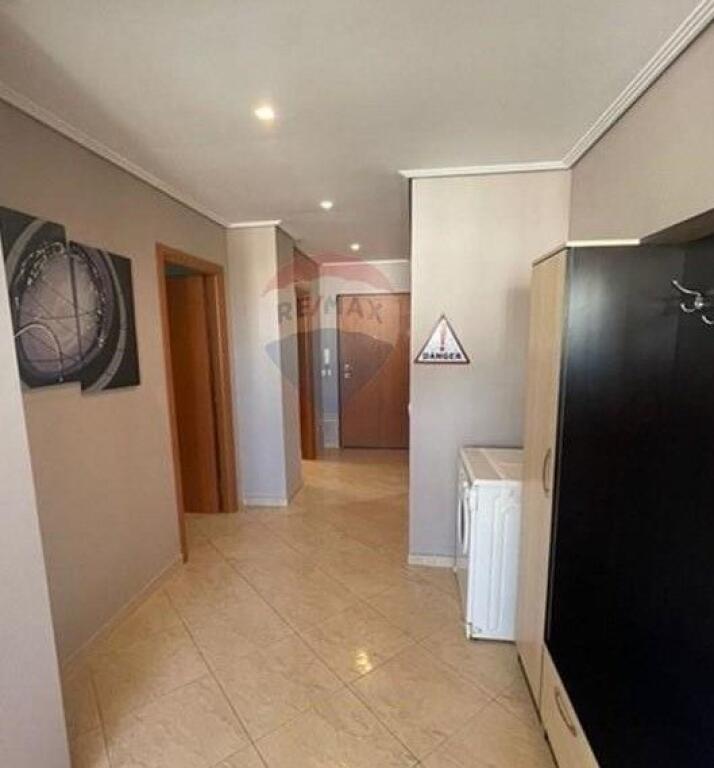 Apartament - Për Shitje - Kompleksi Kontakt, 21 Dhjetori, Tiranë  ID: 530411001-1268