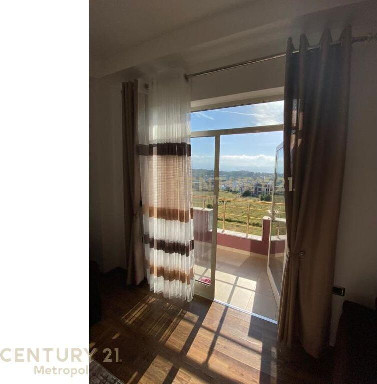 Apartament 2+1+2 për Qira