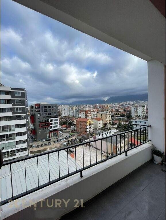 Apartament me qira 1+1 tek tregu elektrik