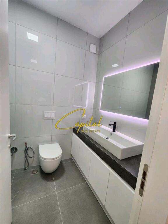 APARTAMENT ME QERA 2+1+2 KOPSHTI ZOOLOGJIK 120.000 LEKE